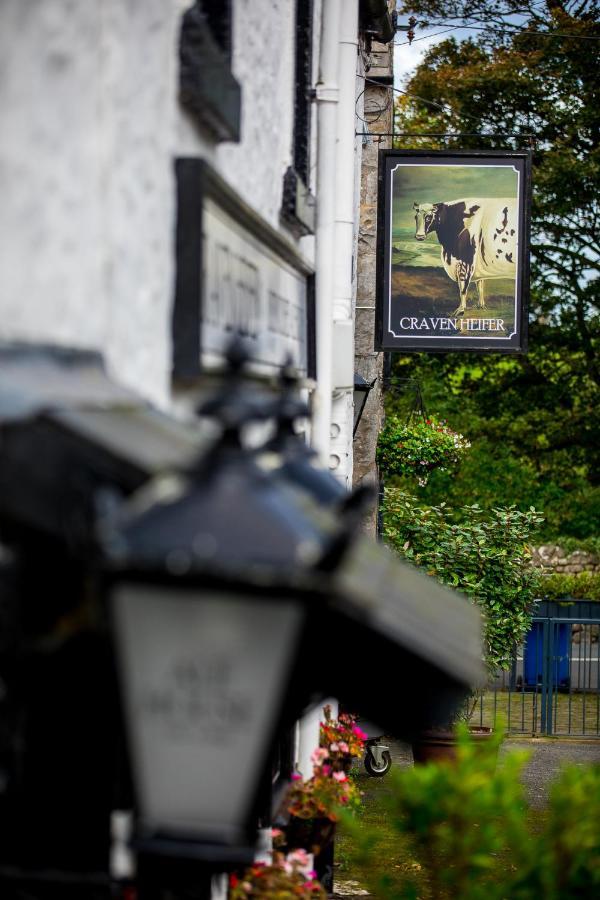 Craven Heifer Ingleton Hotel Ingleton  Eksteriør billede